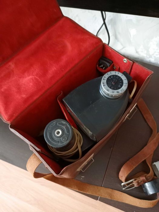 Продам фотовспышка  Луч в оригинальной упаковке