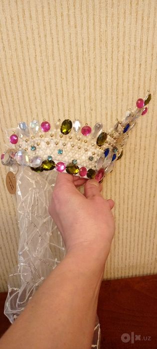 Корона ручной работы