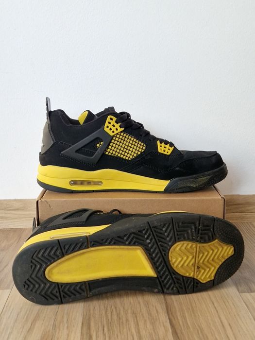 Încălțăminte sport Nike copie Air Jordan 4 Retro Thunder Black Yellow