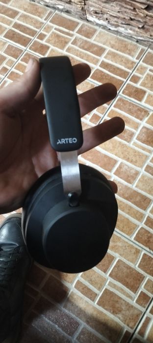 продам наушники ARTEO