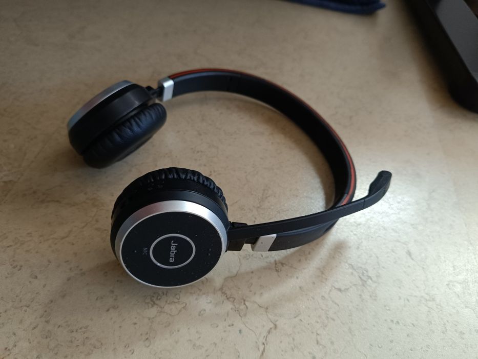 Căști jabra wireless