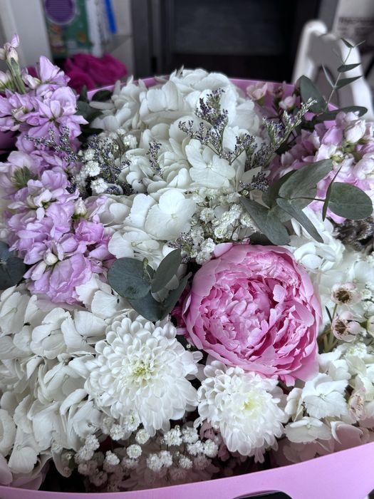 Букет свежих цветов