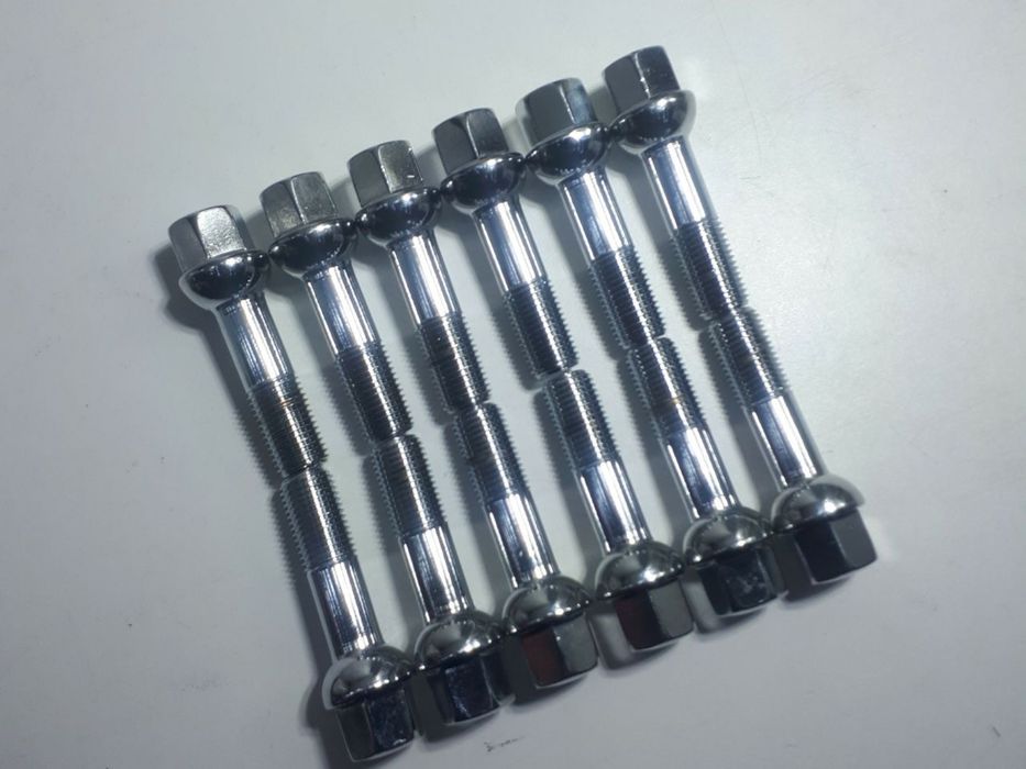 Колёсные болты М14х1.5-45мм Mercedes Гелик