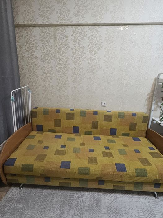 Продам диван б/у
