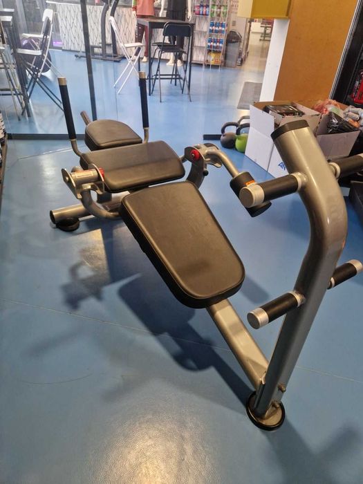 Машина за корем със свободни тежести Matrix