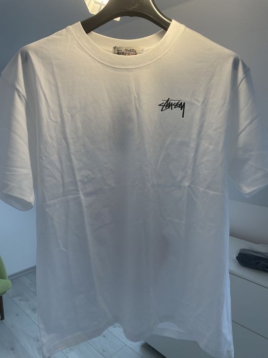 Tricou Stussy cu eticheta