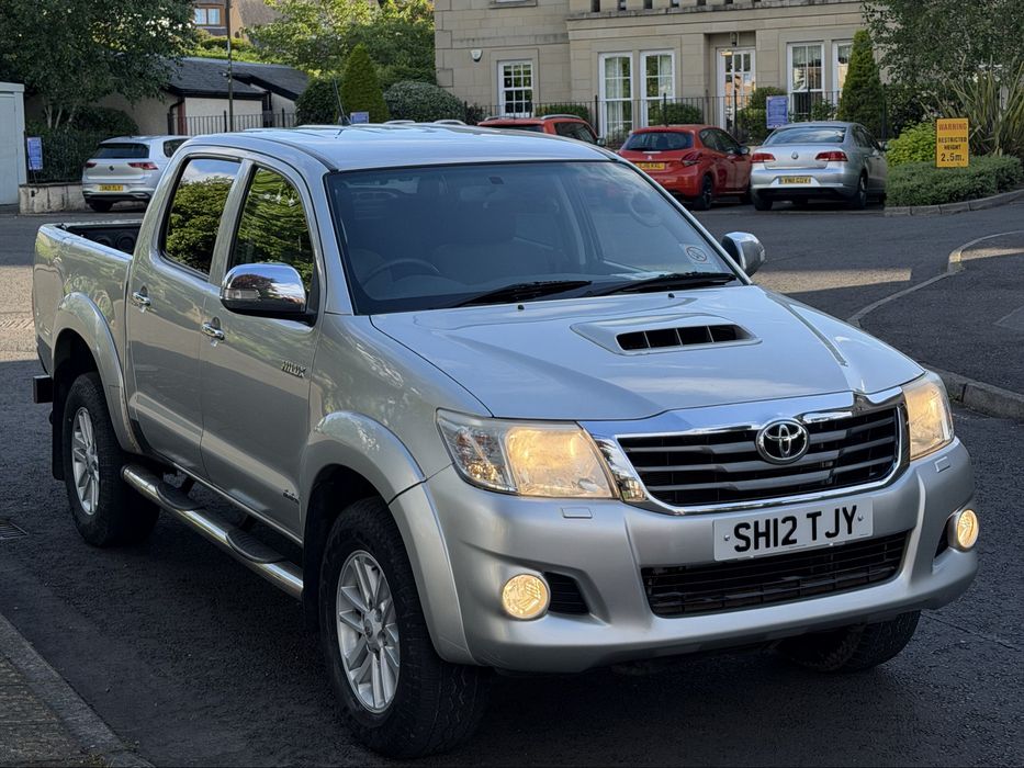 Toyota Hilux D-4D Invincible 3.0 – 171 CP – 2012