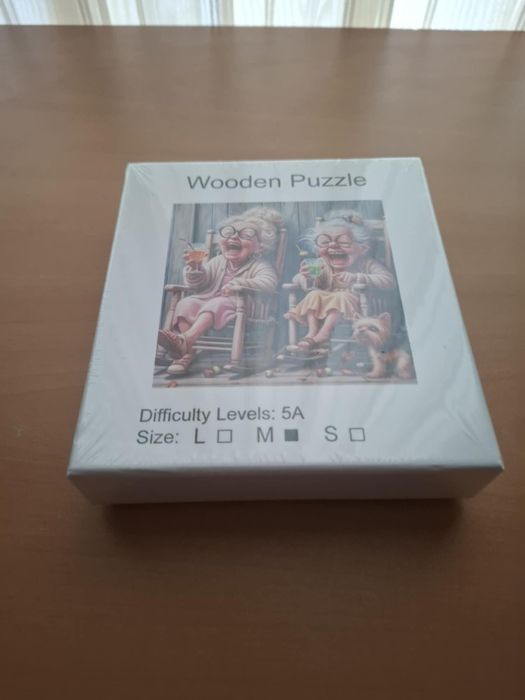 Красиви дървени пъзели. Цветен кръгъл пъзел за всички възрасти.
Идеале