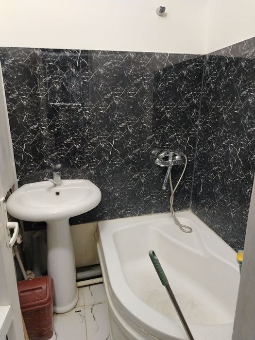 Продаётся люкс 2х комнатная квартира на 1-этаж 6-веранда Адрес Поворот