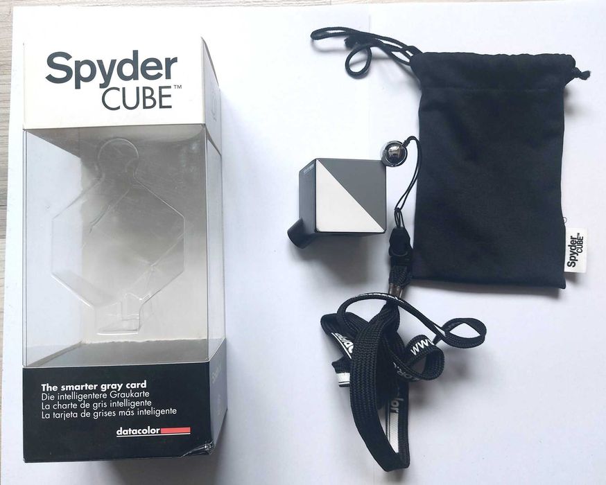 Datacolor Spyder Cube 3D pentru reglare balans de alb in fotografii ...