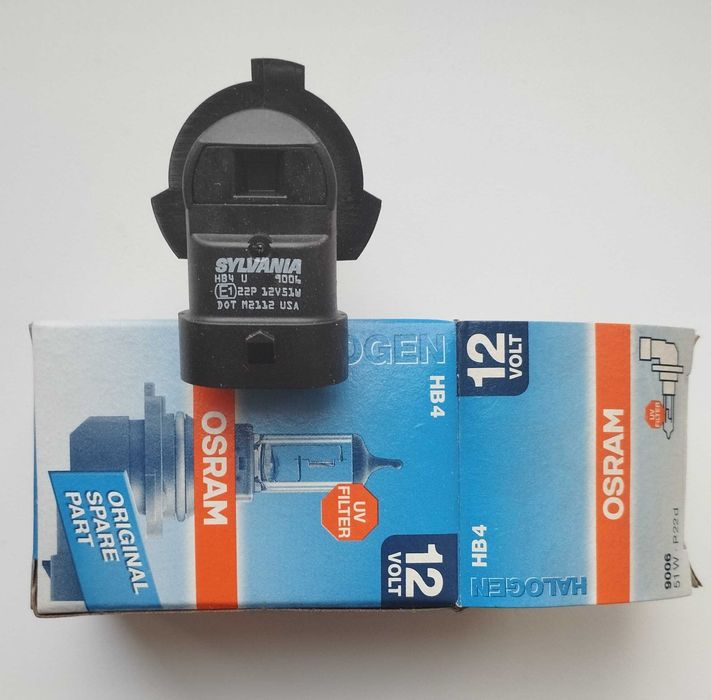 Лампочки для автомобиля 12V