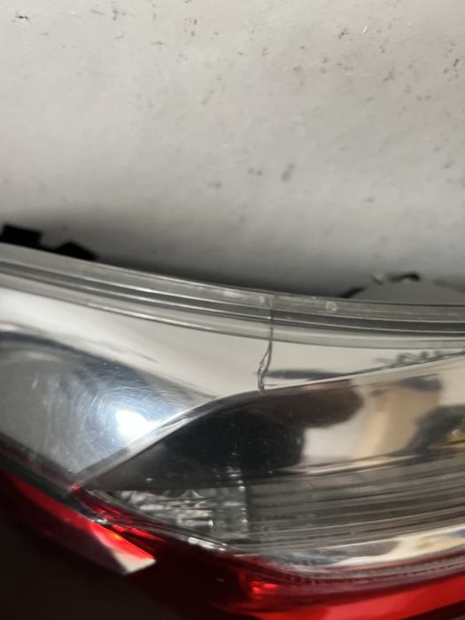 Stop stanga cu bec si led Toyota Corolla  an 2017-2019 cu defect