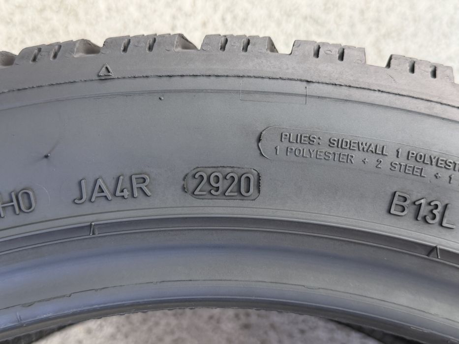 235/45/18 Goodyear 3Броя: 170€ 6мм