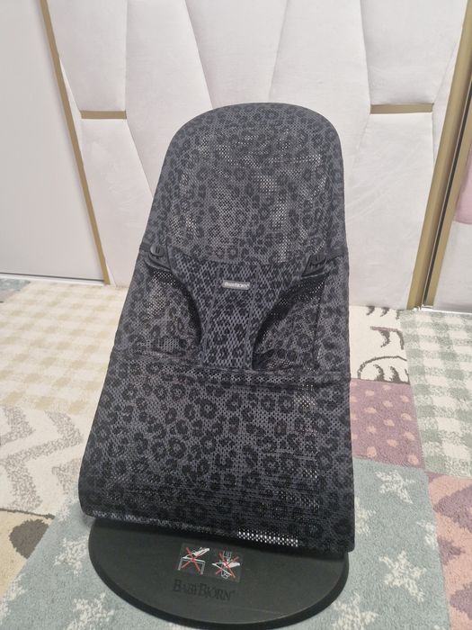 Balansoar BabyBjörn Bliss Mesh – Ediție Limitată Leopard (Ca nou)