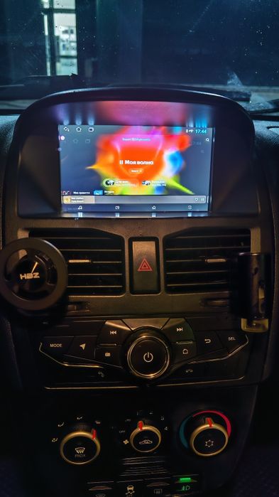 Продам андроид магнитолу