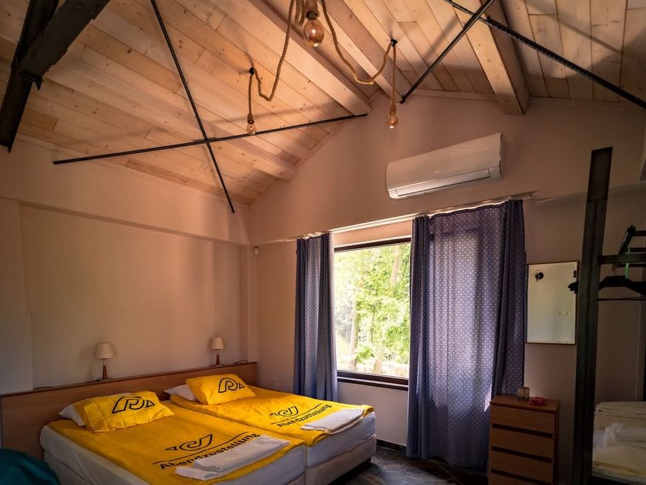 Комплект спално бельо . Плик , калъфка  и чаршаф.  30 броя