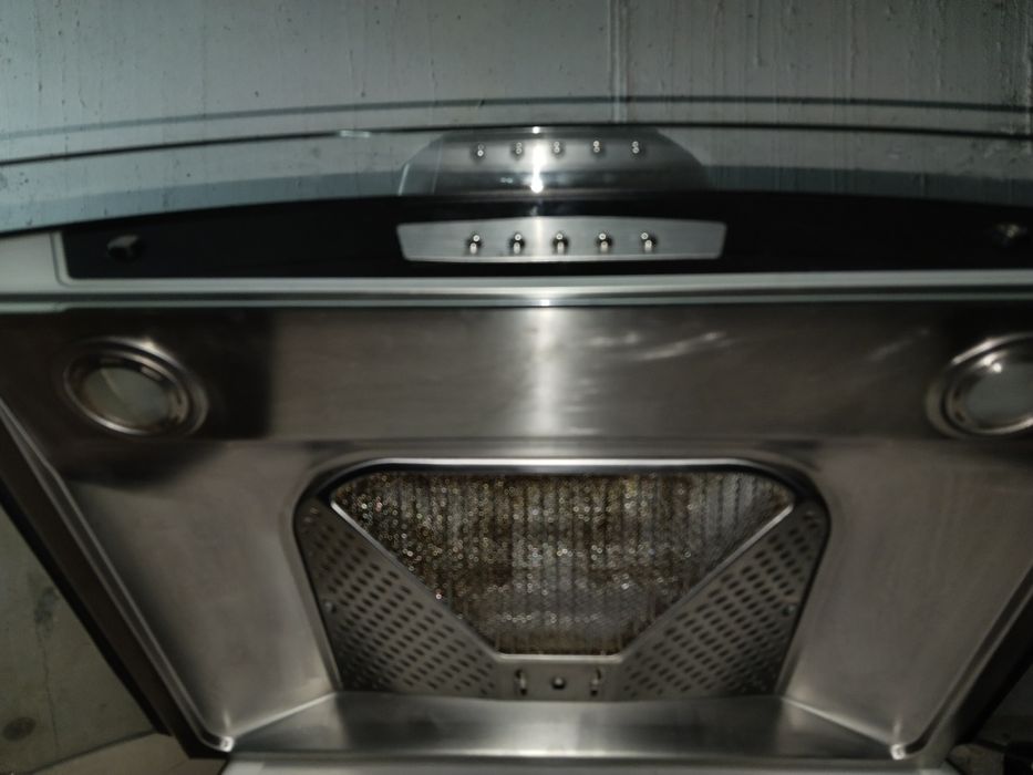 Продам вытяжку хаер