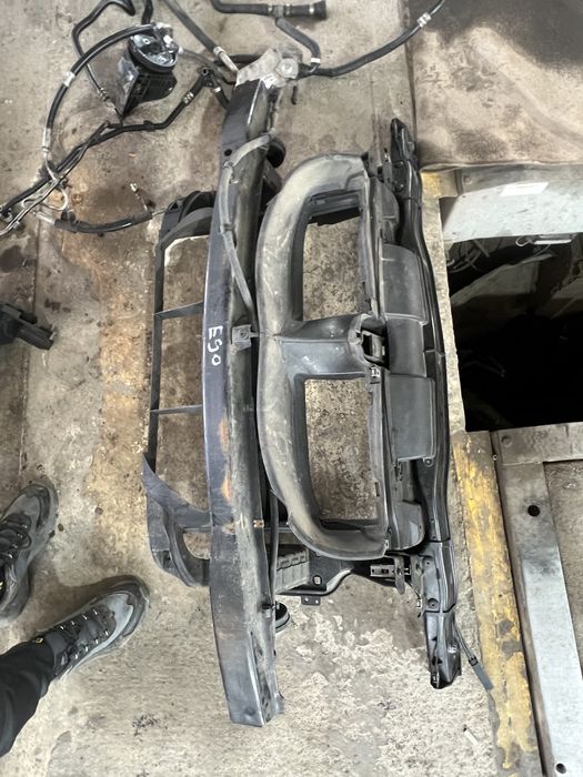 Маска BMW Е90 Е91