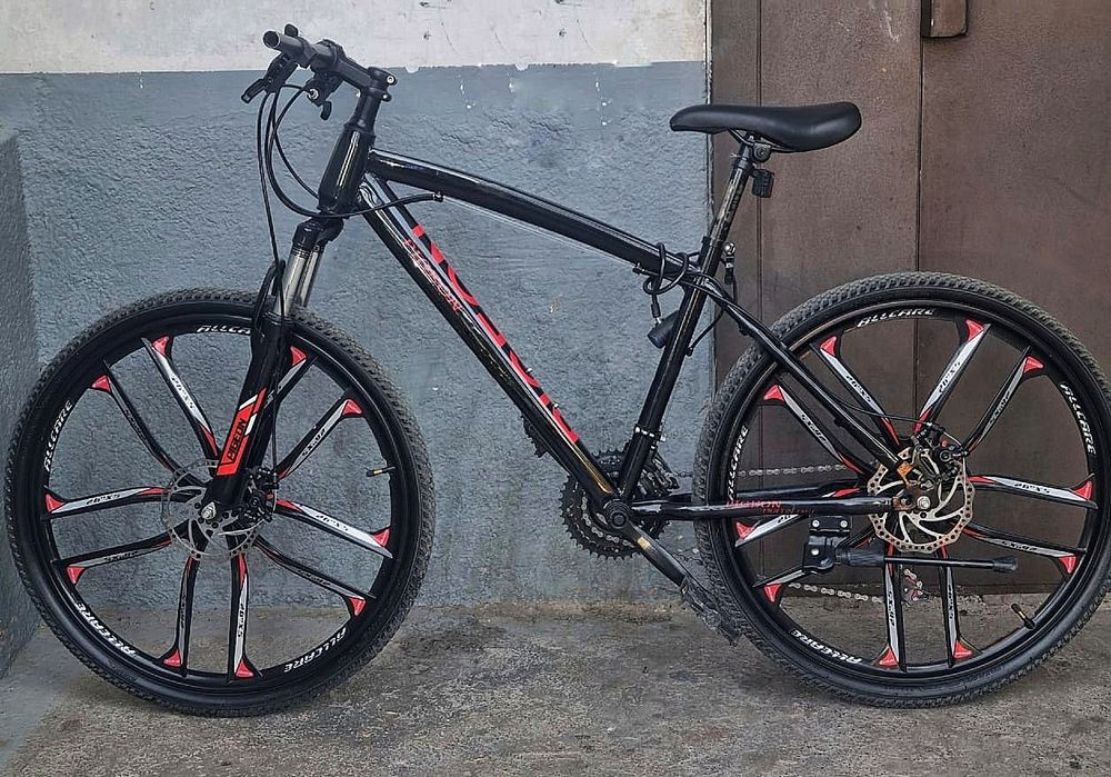 Продаю велосипед Pigeon с литыми дисками