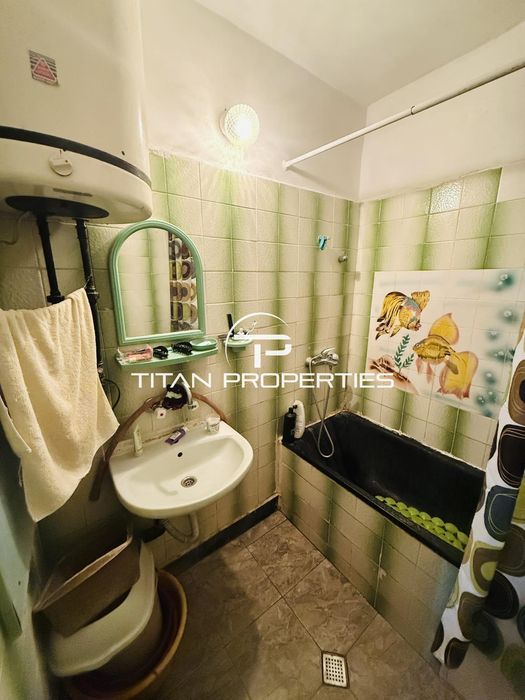 Продава се Тристаен апартамент в Пловдив, Южен - 105 кв.м за 1620 €/кв.м - Снимка #6