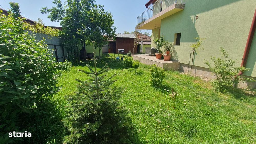 Proprietar vând casă individuală pe colț în zonă liniştită