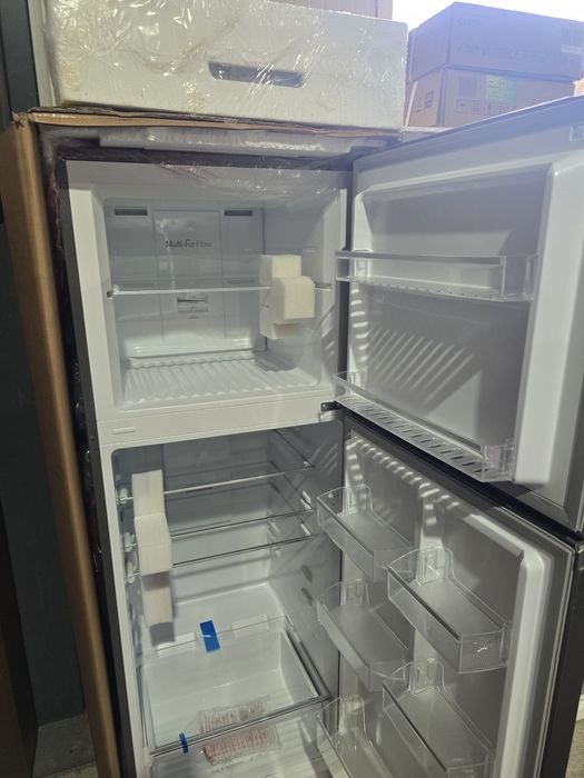 Нов хладилник с фризер Diplomat NFT17060MIE, 5 години Total No Frost