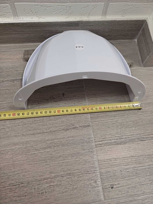 Козирка за камера