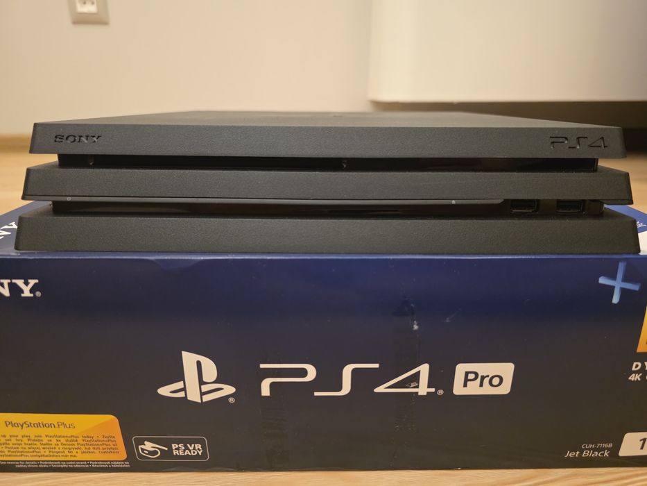 PlayStation 4 Pro 1TB + 7 игри + DualShock 4 + кутия | PS4 Pro