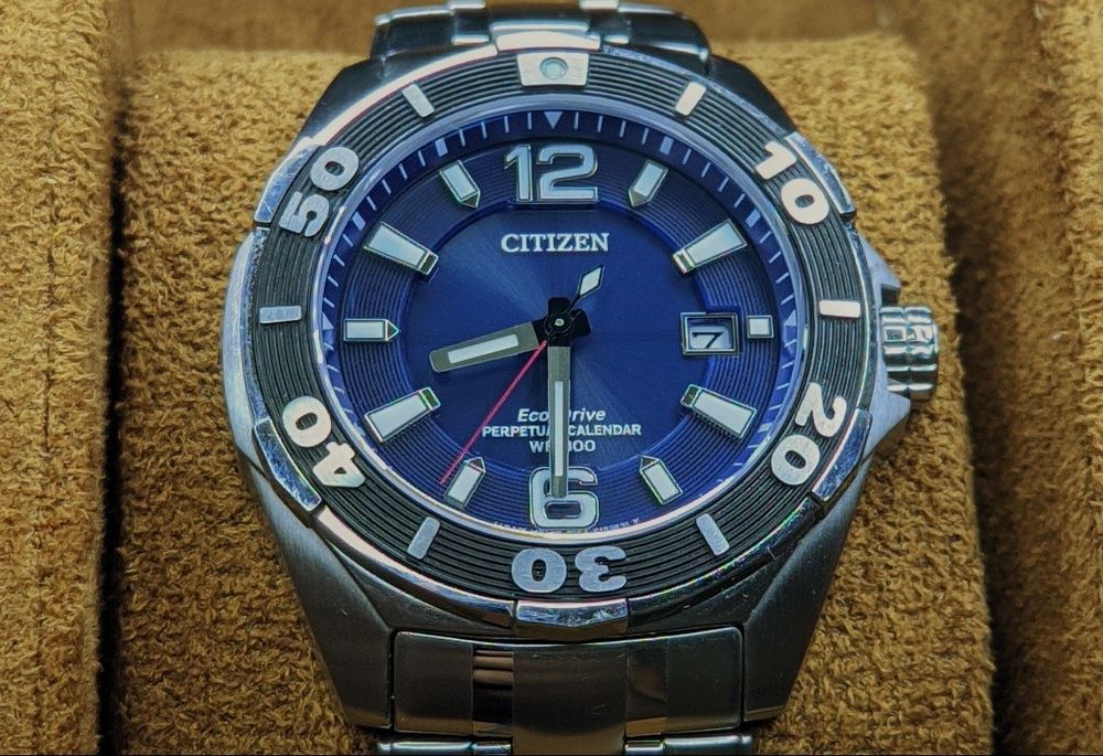 Топовый Citizen Signature. Наручные часы.