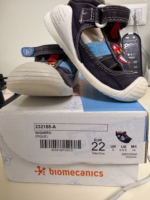 Sandale Biomecanics 22