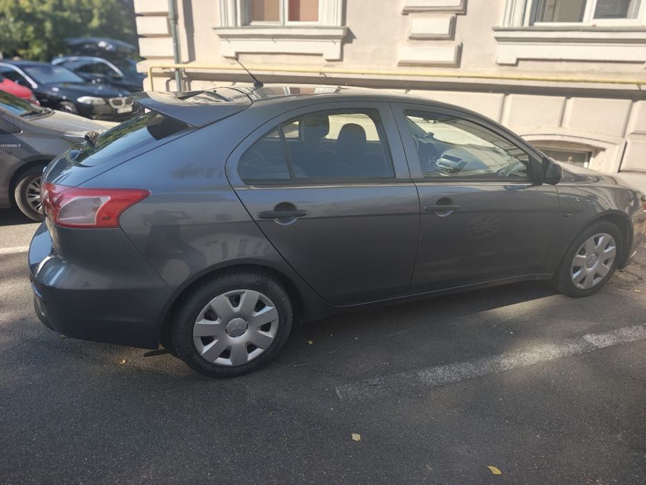MITSUBISHI Lancer 2011 — imagine 3