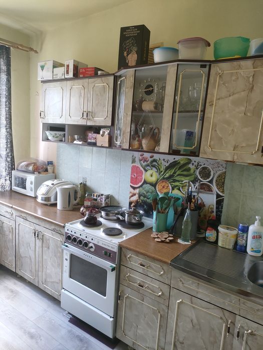 Продам с мебелью