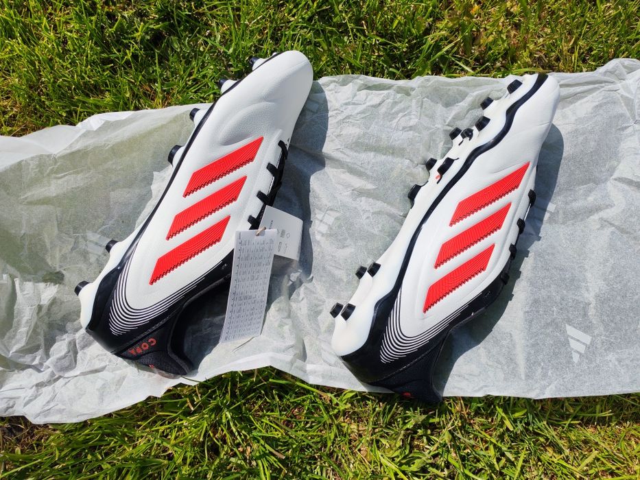 Ghete de fotbal Copa Pure III League FG/MG