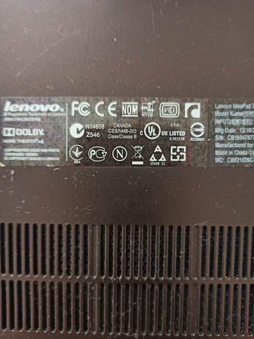 Продам ноут бук Lenovo б/у вместе  с сумкой.