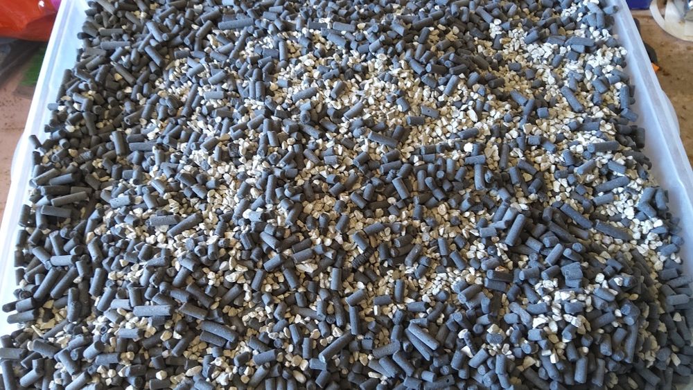 Mix Zeolit si carbon activ pentru acvarii