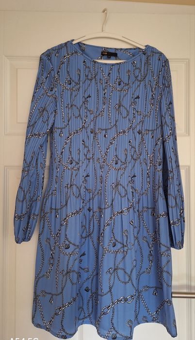 Karen Millan,Calvin Klein,Mango,H&M,Only, We рокли