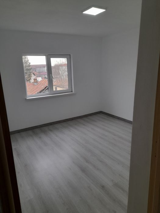 Super oferta apartament 3 camere decomandat