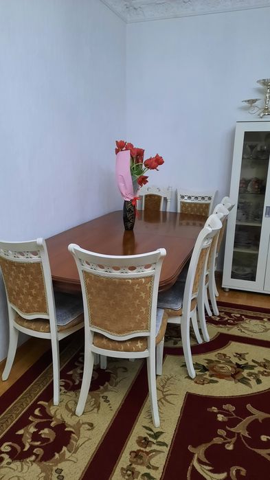 Продам гостиная стол