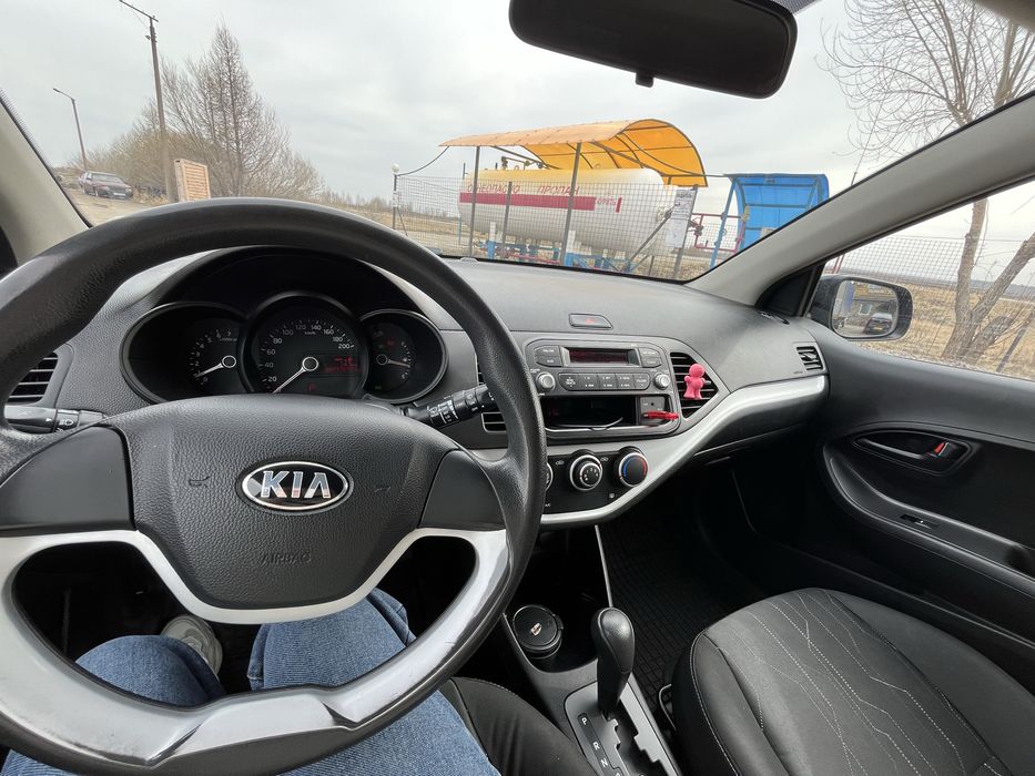 Продам машину Kia Picanto