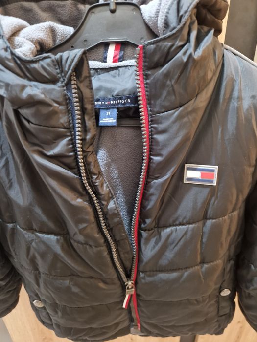Детско яке,,Tommy Hilfiger"