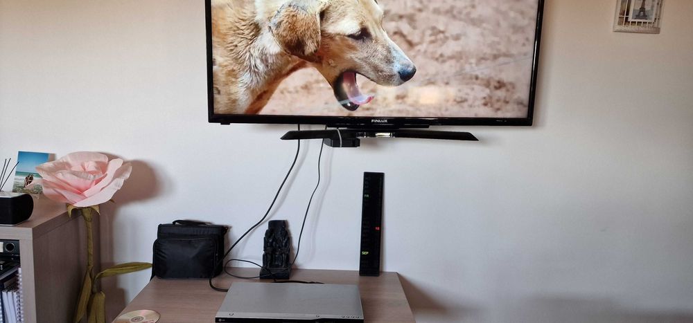 DVD ПЛЕЪР LG DVX171 - Работещ и тестван