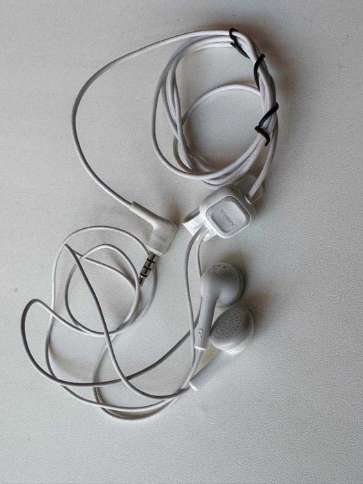 Наушники проводные Nokia