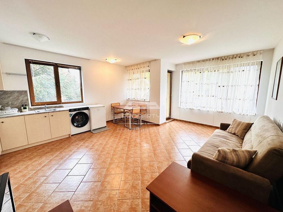 Дава се под наем Двустаен апартамент в Банско - 65 кв.м за 400 € - Снимка #2