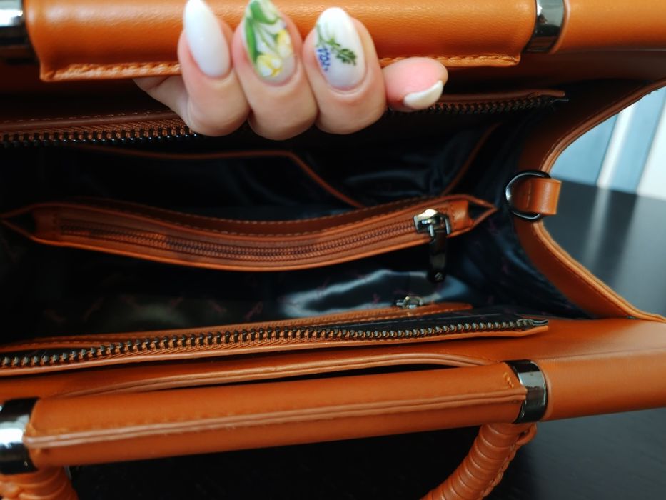 Дамска чанта Axel - нова