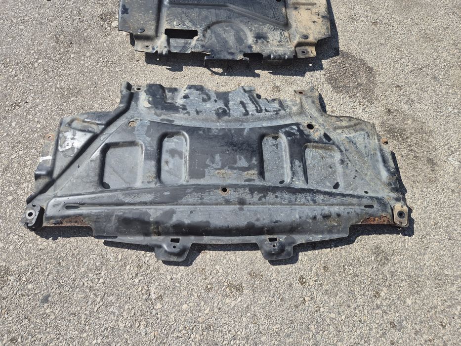 Кори под двигател Мерцедес ГЛ Х164 МЛ W164 OFFRoad