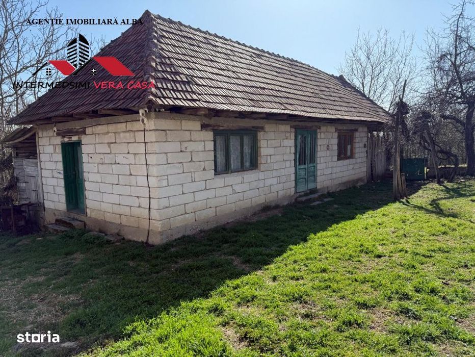 Casa si anexe cu un teren de 7701 mp de vanzare in Stauini  Jud Alba
