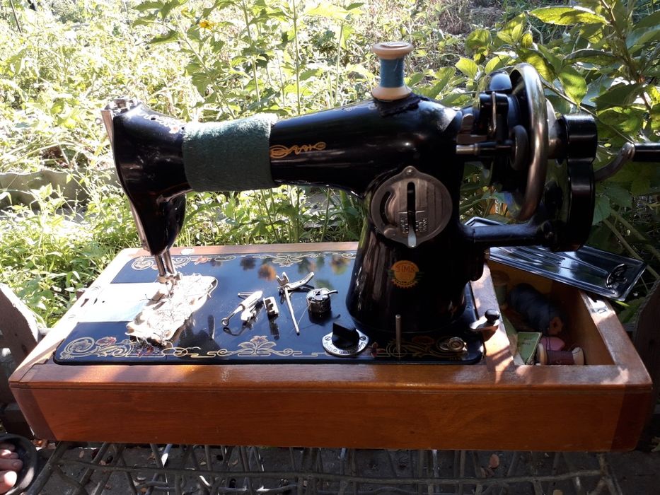 Срочно продам швейные машинки