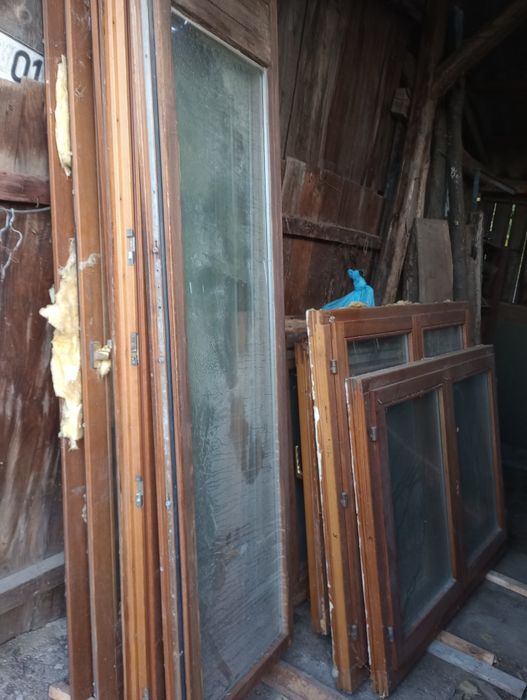 Tâmplărie din lemn cu geam termopan second