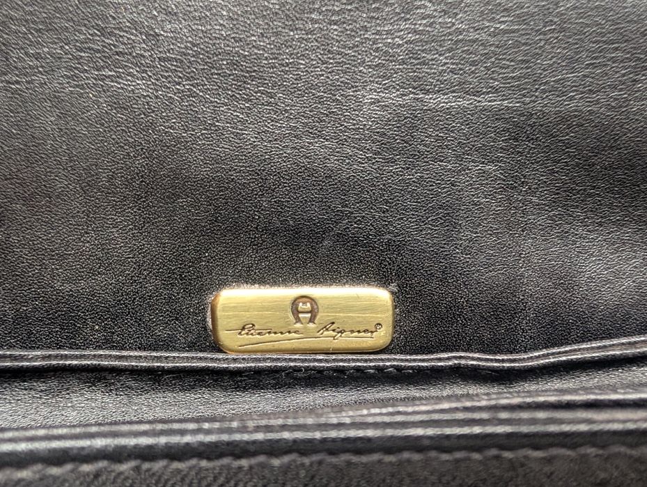 Дамски чанти, портмонета и ръкавици от естествена кожа