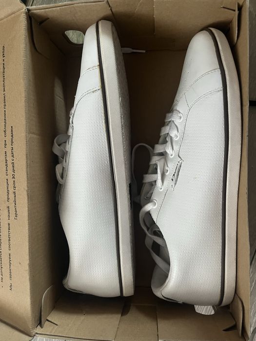 Продам кеды фирмы Demix
